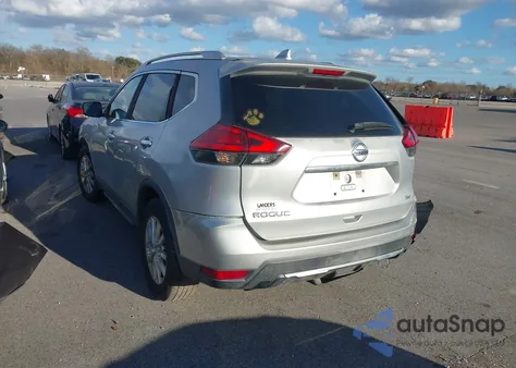 2017 Nissan Rogue Sv z USA, uszkodzony, nr VIN KNMAT2MT8HP538380